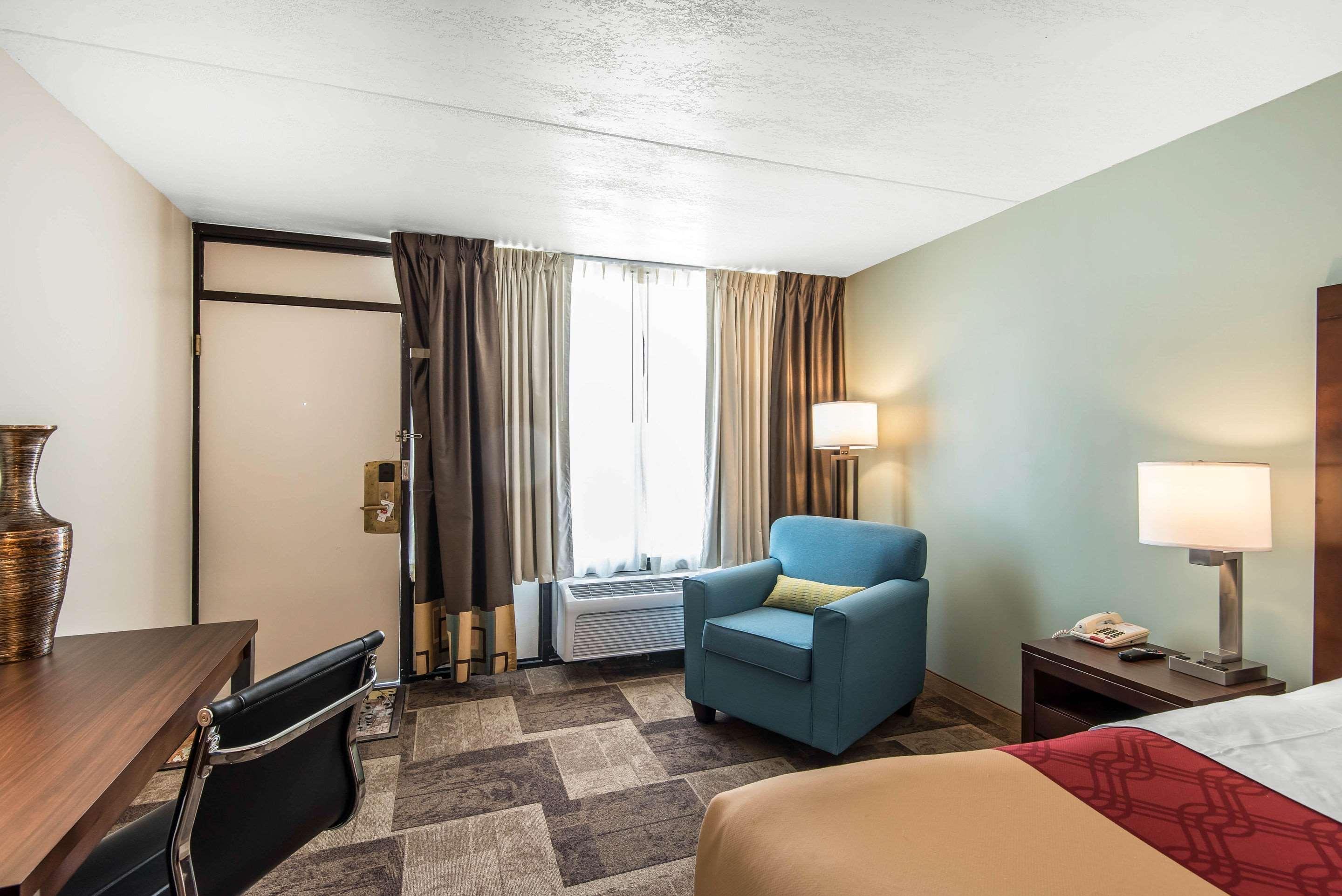 Econo Lodge Oak Grove-Blue Springs Exteriör bild