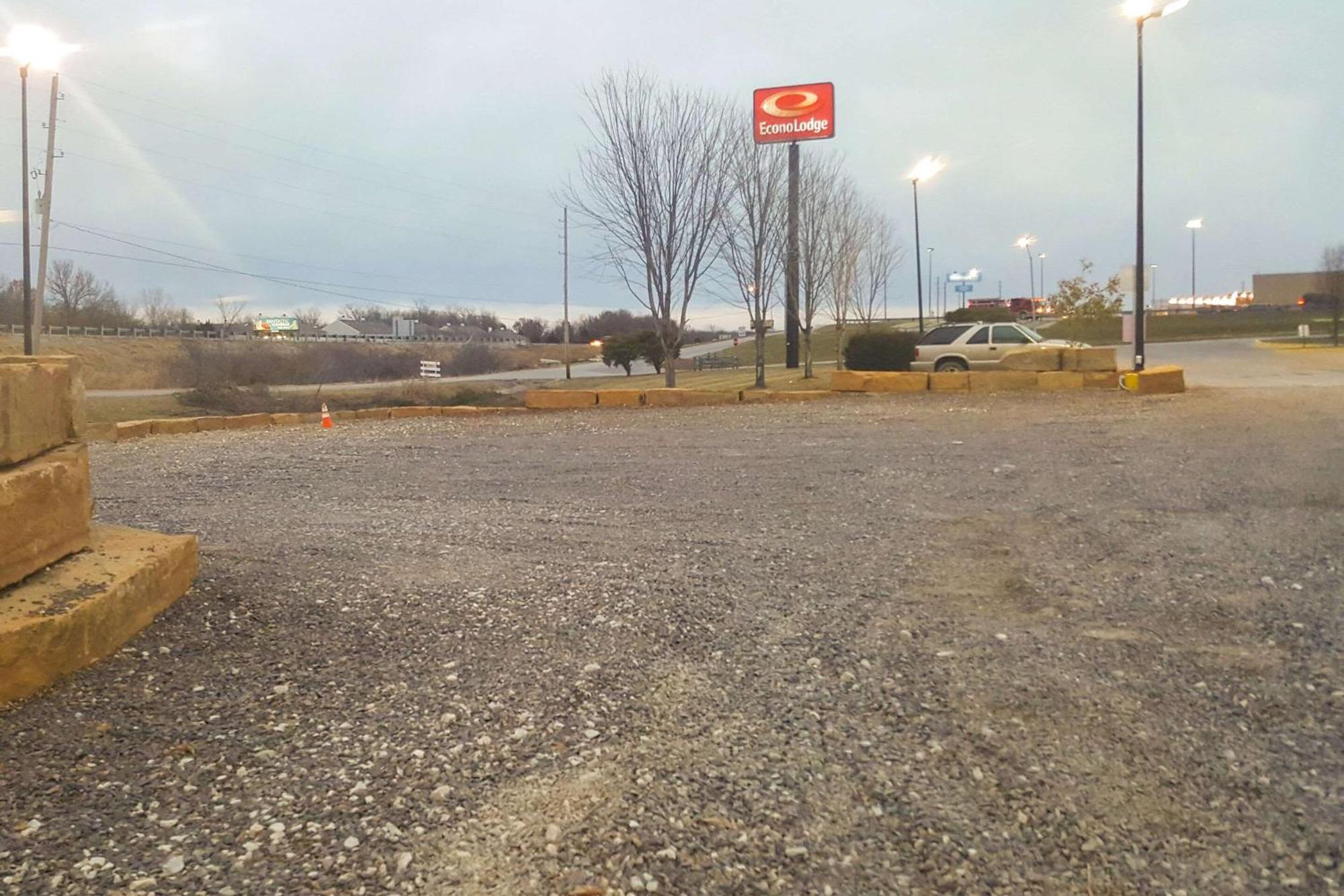 Econo Lodge Oak Grove-Blue Springs Exteriör bild